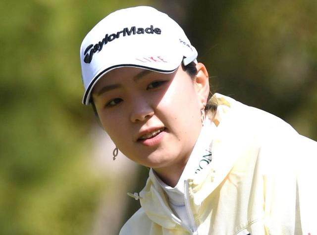 山内日菜子が逆転で初優勝　プロ８年目が地元宮崎で栄冠　女子ゴルフ　アクサ・レディース