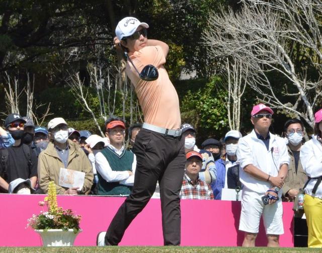 石川遼　首位浮上「素直にうれしい」　コツコツ２日連続６６　自分のゴルフに手応え