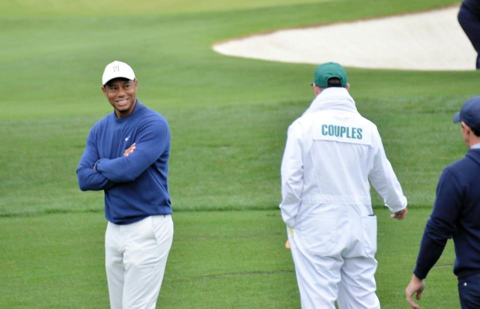 練習場に姿を現したタイガー・ウッズ