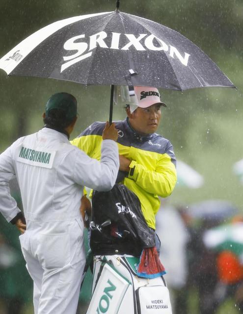 松山英樹は雨中の第２ラウンドでスコアを維持　通算３アンダー首位と９打差１６位で予選通過　マスターズ３日目