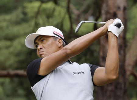 　第３日、通算１９アンダーで首位のジュビック・パグンサン＝取手国際ＧＣ