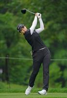 　通算11オーバーで予選落ちした渋野日向子（共同）