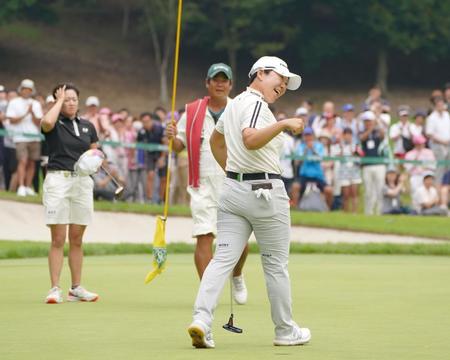 申ジエが優勝　岩井明愛とのプレーオフを制す　アース・モンダミン・カップ