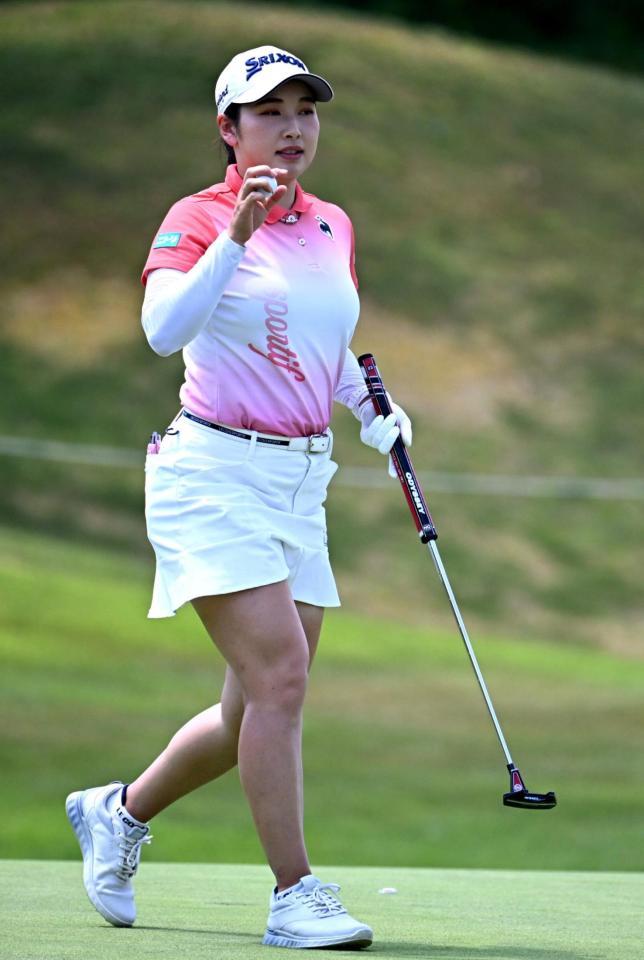 　７番でバーディを決めた小祝さくら