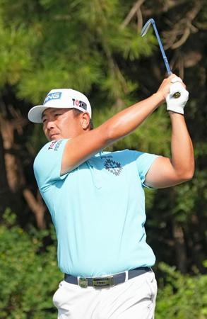 男子ゴルフ　２イーグルの永野竜太郎が２０位で最終日へ　シンハンドンヘ・オープン