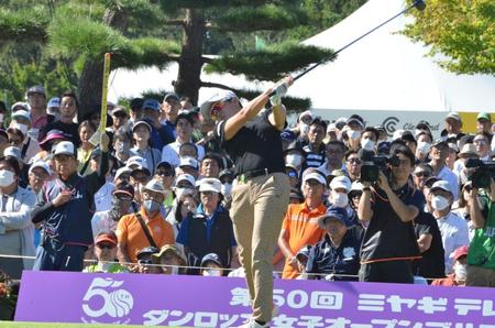 岩井明愛が史上４人目の２週連続完全Ｖ　今季３勝目　ミヤギテレビ杯ダンロップ女子