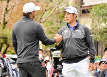 松山英樹が別次元の「６３」　１８番圧巻イーグルも「ミスショットです」