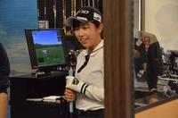 　ワンポイントレッスンで指導する菅沼菜々