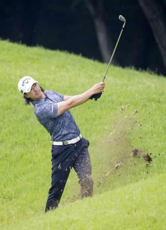 石川遼が６４マーク、首位浮上　男子ゴルフ第２日