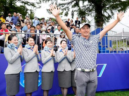 岩崎亜久竜　大会記録通算２０アンダーでＶ決めた！「ここまで伸ばせば絶対に勝てる」賞金ランク９位浮上に意気込みも