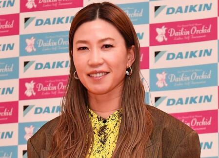 サッカーとゴルフのレジェンド登場にＳＮＳ沸く　上田桃子が澤穂希さんとの２ショット投稿　他競技の元選手らも「大好きな２人♥♥♥」