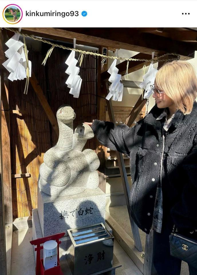 金田久美子インスタグラム（ｋｉｎｋｕｍｉｒｉｎｇｏ９３）より