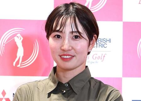 【写真】美女ゴルファー２人のタイ民族衣装姿にＳＮＳうっとり「見た人みんなフォローしたくなるじゃん」