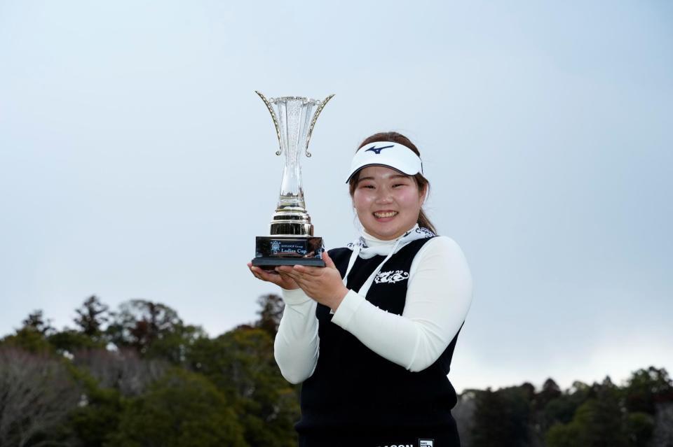 　優勝した寺岡沙弥香（大会提供）