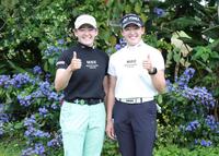 　プロアマ大会を終え笑顔の岩井明愛、千怜姉妹（撮影・金田祐二）