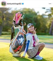 　金田久美子インスタグラム（ｋｉｎｋｕｍｉｒｉｎｇｏ９３）、２３年１０月の投稿より