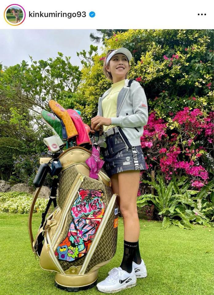 　金田久美子インスタグラム（ｋｉｎｋｕｍｉｒｉｎｇｏ９３）、２２年３月の投稿より