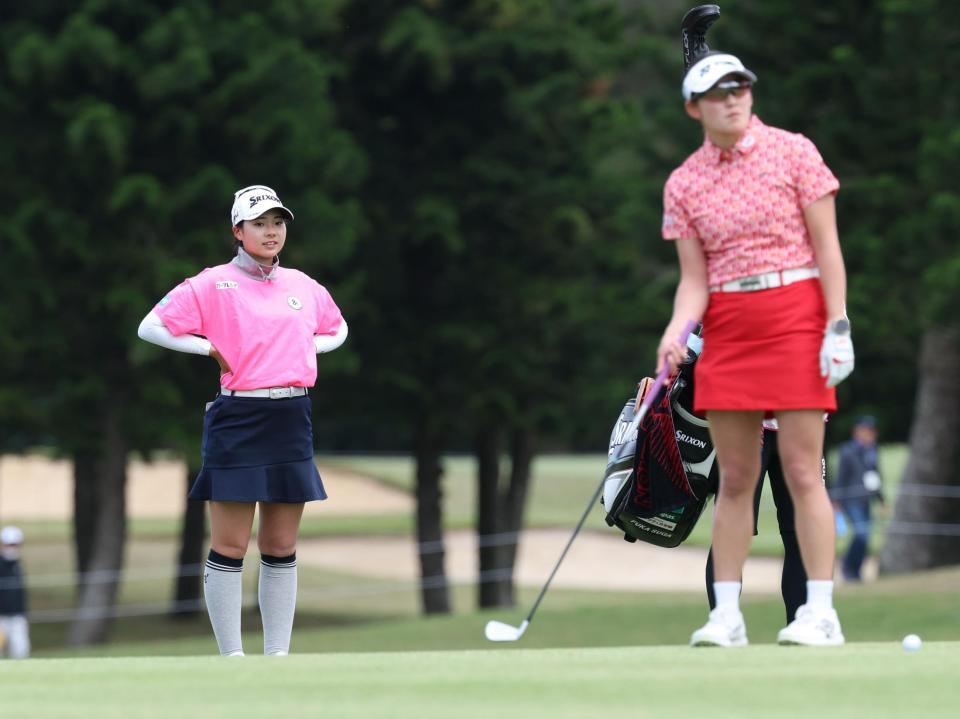 　岩井千怜に競り負けた菅楓華（撮影・金田祐二）