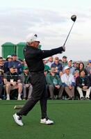 　「名誉スターター」を務めたゲーリー・プレーヤー（共同）