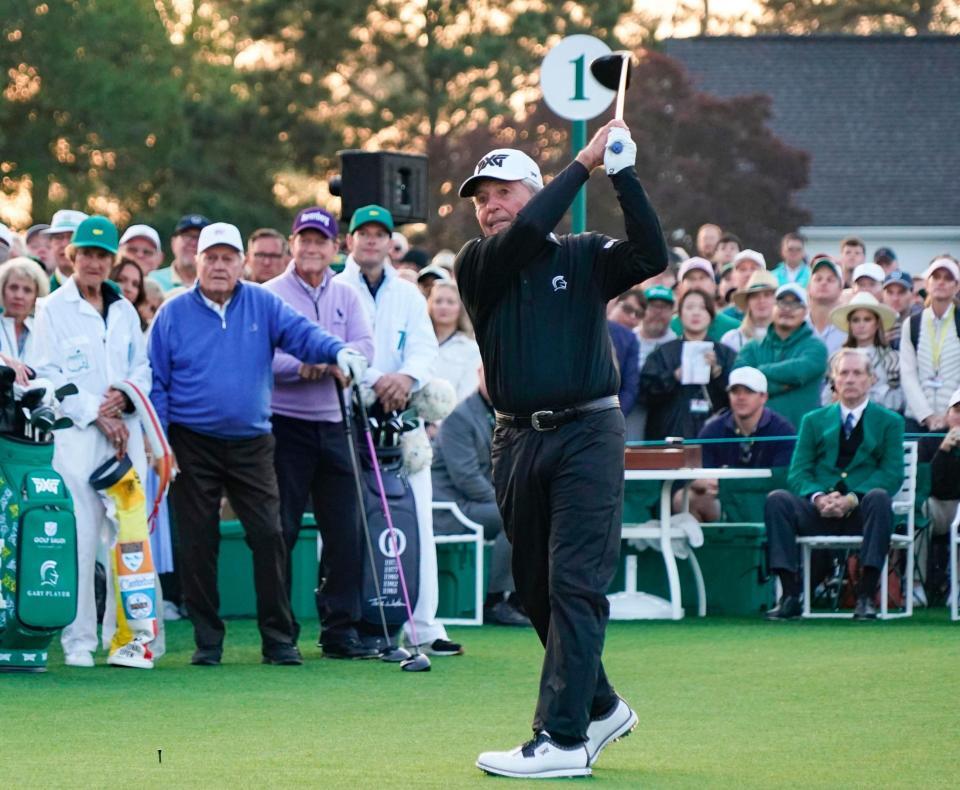 　「名誉スターター」を務めたゲーリー・プレーヤー（共同）