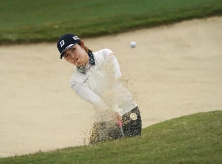 　練習ラウンドで最終調整する古江彩佳＝カールトンウッズ・クラブ（共同）