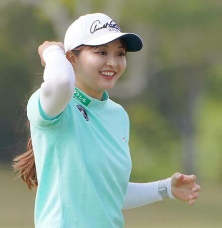 女子の寺西飛香留もイーブンパー！菅沼菜々と同日に男子ツアーでＭ・ウィーの記録超え女子新記録