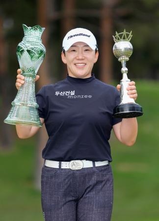 　プレーオフを制して優勝した申ジエ＝茨城ＧＣ