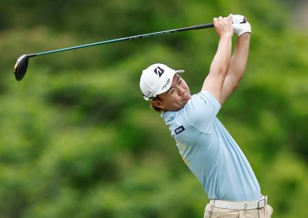 ゴルフ、木下が６２で首位浮上　関西オープン選手権第２日
