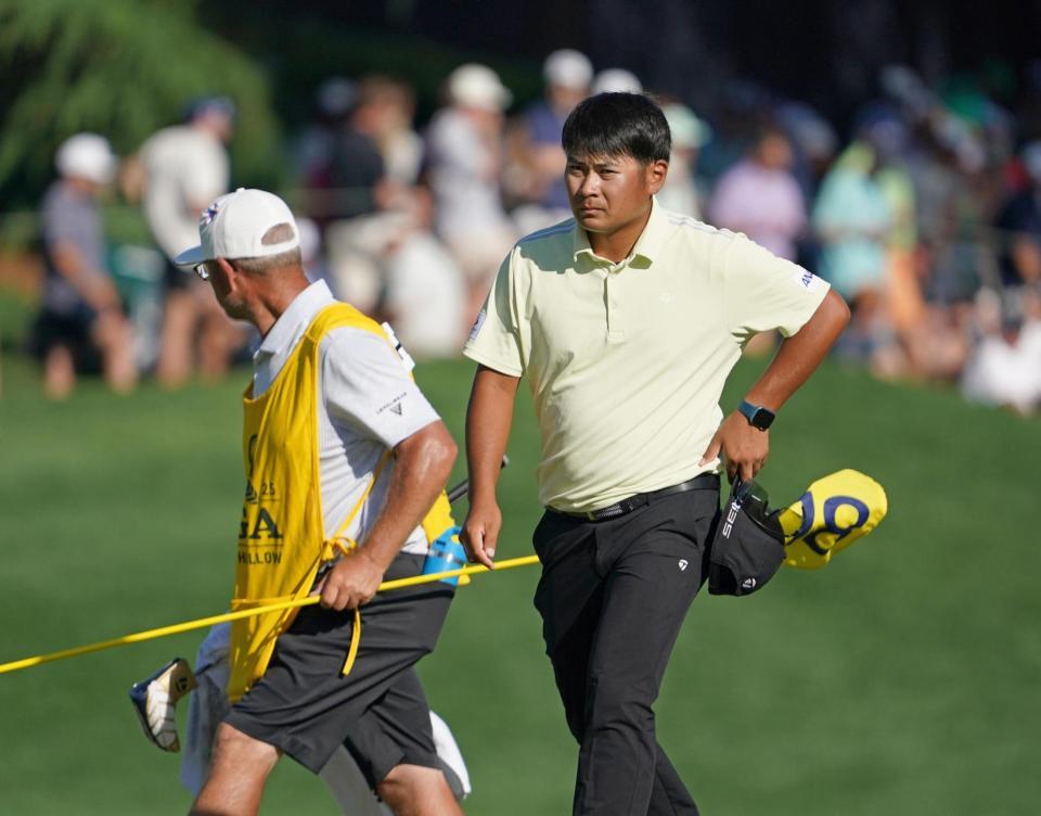 　ホールアウトする久常涼。通算２アンダー（共同）