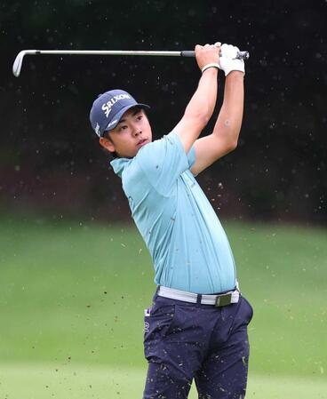 生源寺　８打差６位から首位タイ　開幕戦に続き戴冠王手「ショットの質上がっている」成長実感