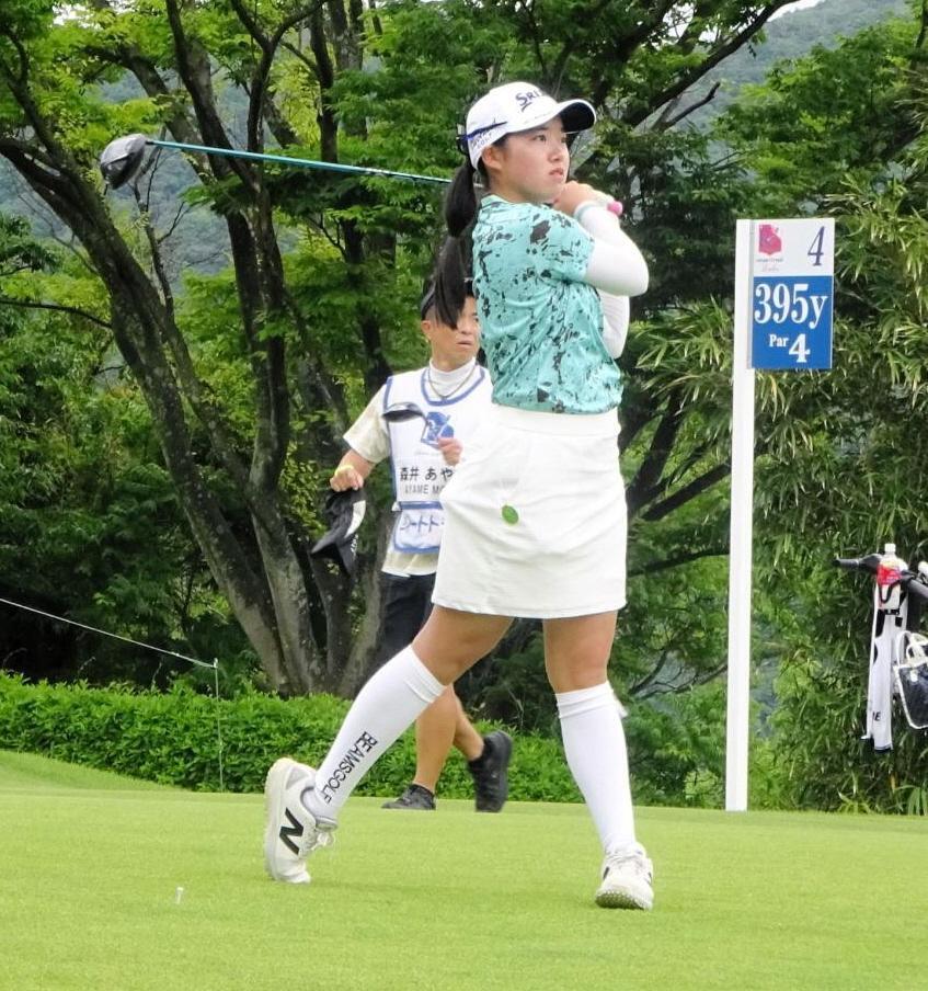 　２日目で試練に見舞われたアマチュアの岩永杏奈