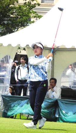 　首位を守った青木瀬令奈（グランディ鳴門ＧＣ３６）