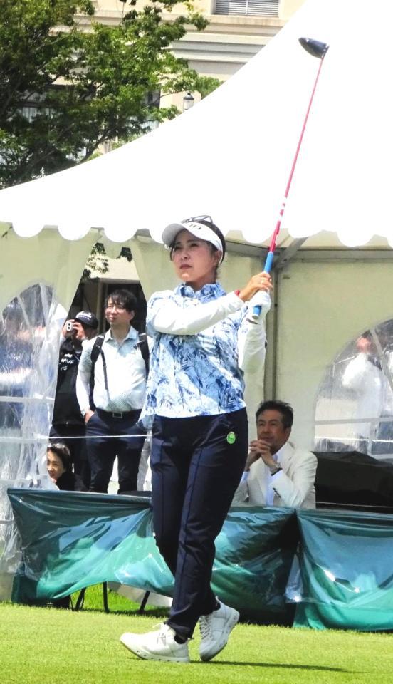 　首位を守った青木瀬令奈（グランディ鳴門ＧＣ３６）