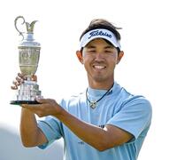 　通算１３アンダーでツアー初優勝を果たした阿久津未来也