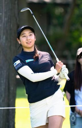 　第１日、５アンダーで２位の西沢歩未＝袖ケ浦ＣＣ新袖