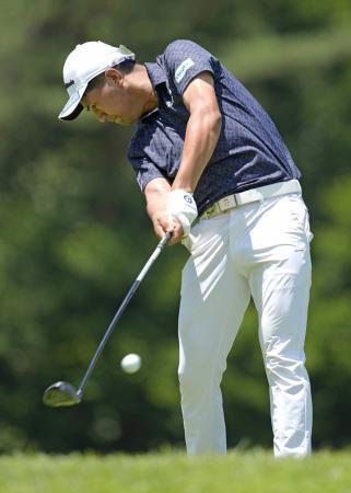 　第３日、通算１８アンダーで首位の石坂友宏＝西那須野ＣＣ