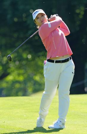 連覇狙う古江、西郷が7位 エビアンゴルフ開幕