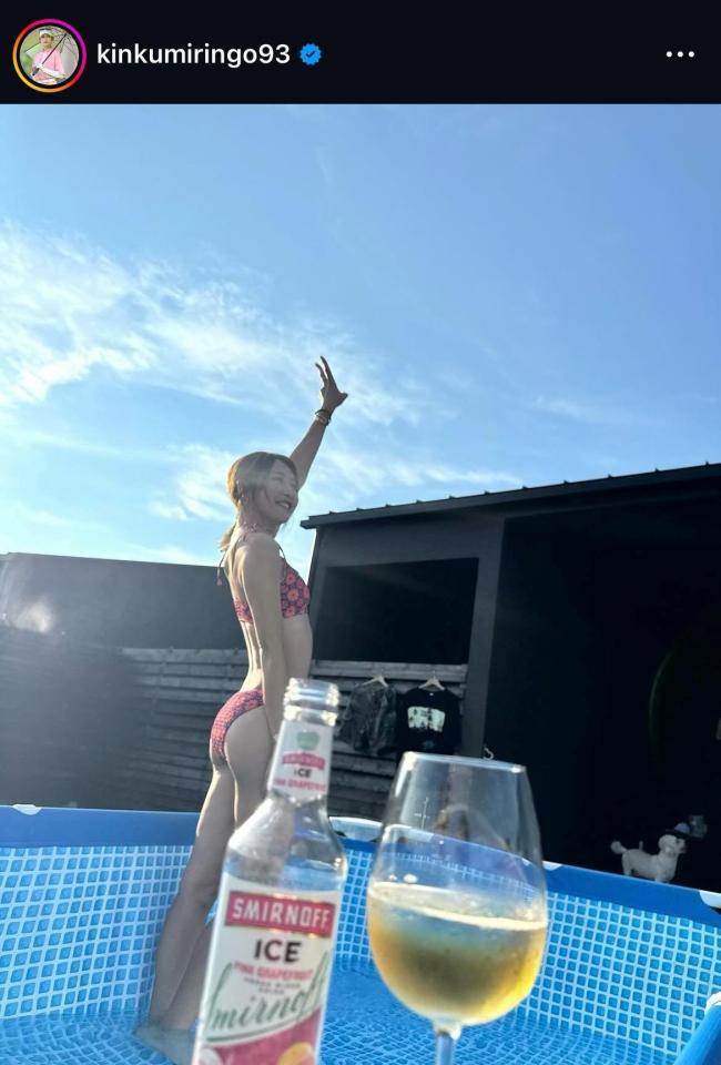 金田久美子インスタグラム（ｋｉｎｋｕｍｉｒｉｎｇｏ９３）より