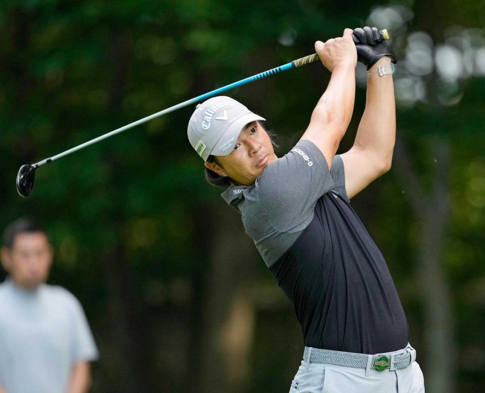 　１０番でティーショットを放つ石川遼