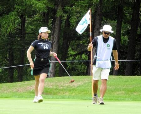 　午前組首位スタートの永井花奈