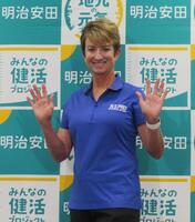 会見したカリー・ウェブ