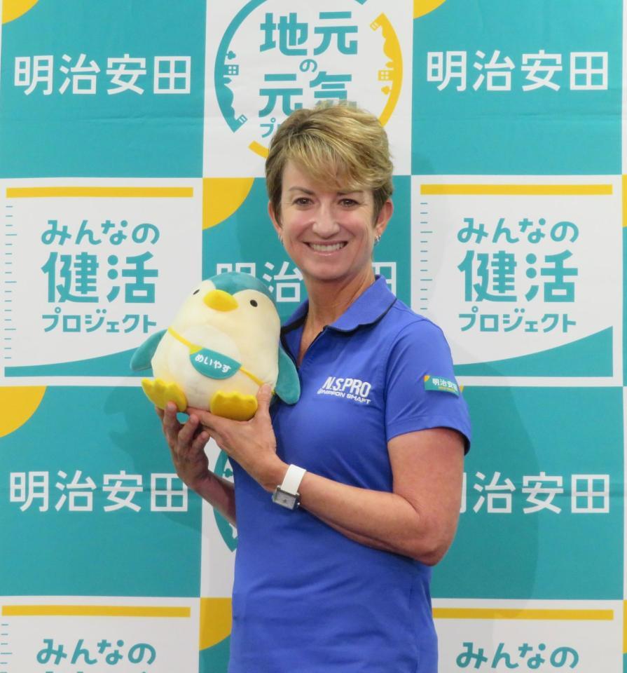 会見したカリー・ウェブ