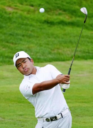 比嘉一貴が単独首位浮上　終盤４連続バーディー決め猛チャージ「ショットをチャンスに付けられた」　好相性大会でＶへ照準