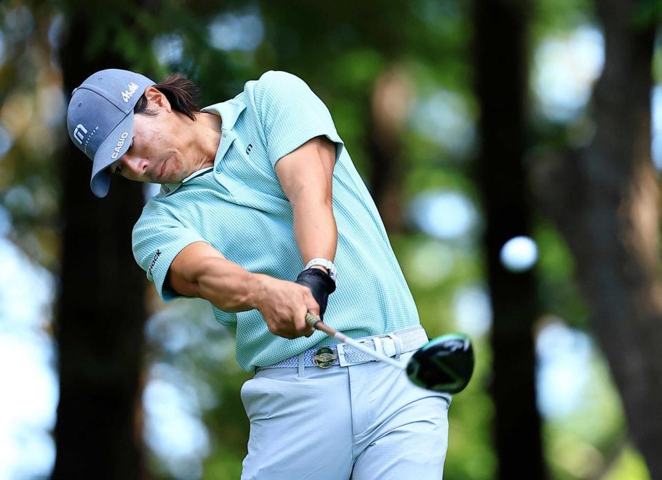 　第２日、通算８アンダーで３位の石川遼