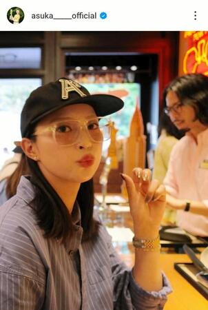 　柏原明日架のインスタグラム（＠ａｓｕｋａ＿＿＿＿＿ｏｆｆｉｃｉａｌ）から