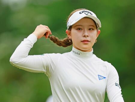 　３番をラウンドする吉田鈴