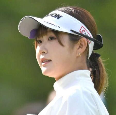 都玲華は上がり3ホールすべて違う握りでパッティング