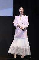 　発表会に登場した剛力彩芽（撮影・佐々木彰尚）