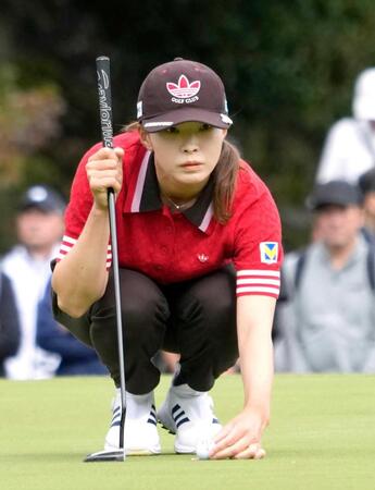 渋野日向子　予選落ち危機７３位から一気に大脱出の３１位　ボギーなし５バーディー「ゾーンに入っていた」