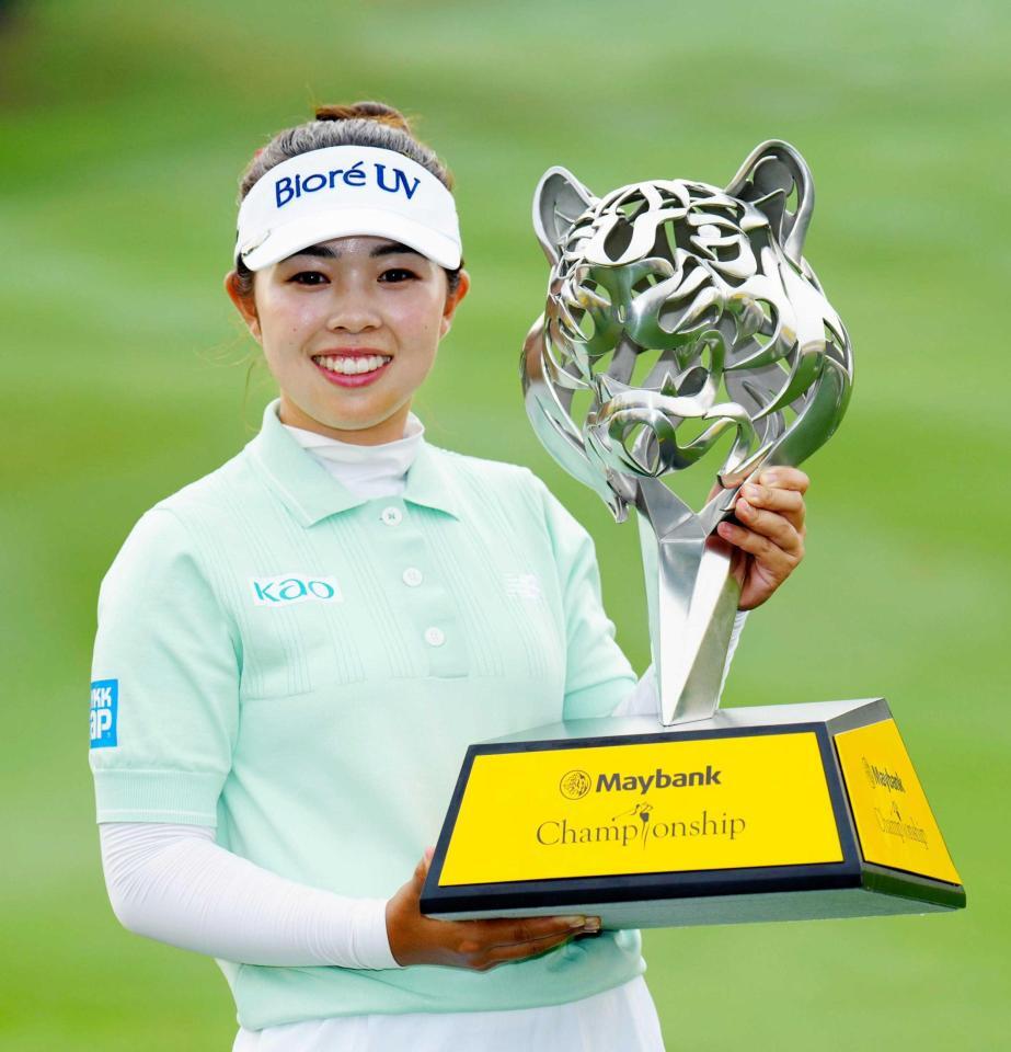 　プレーオフを制し逆転優勝した山下美夢有（共同）